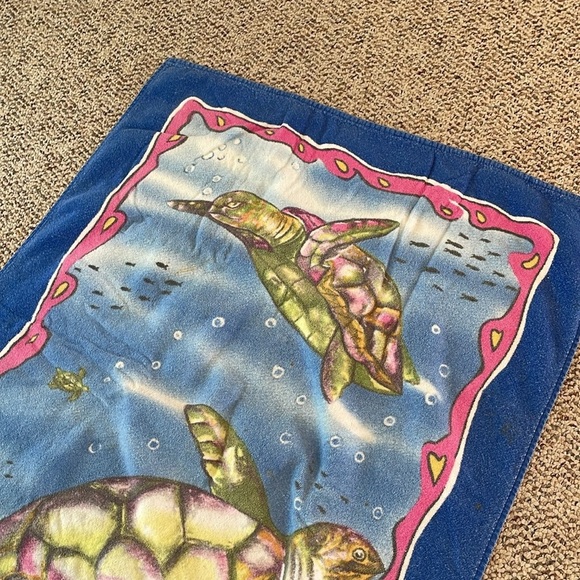 JC Penny “Turtle” Beach Towel - Picture 3 of 6